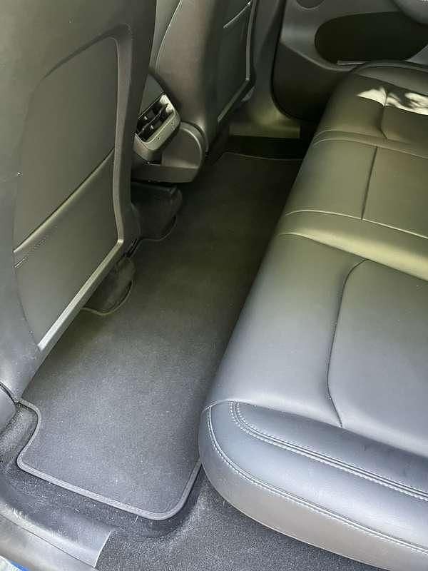 Usata Tesla Model Y 152 kW (208 CV) 2021 Blu/azzurro SUV