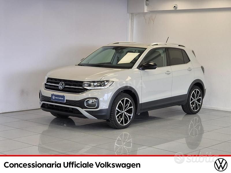 Usata VW T-Cross Advance 110 CV (80 kW) 2023 Grigio SUV