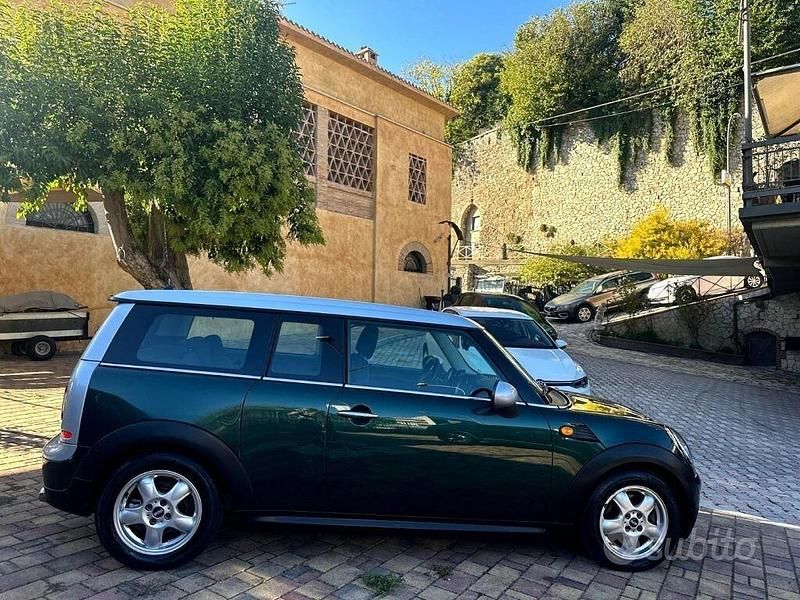 Verde Usata 2008 Mini Cooper Clubman Chili Station wagon | 4700 € (Buon prezzo) - Immagine 1/4