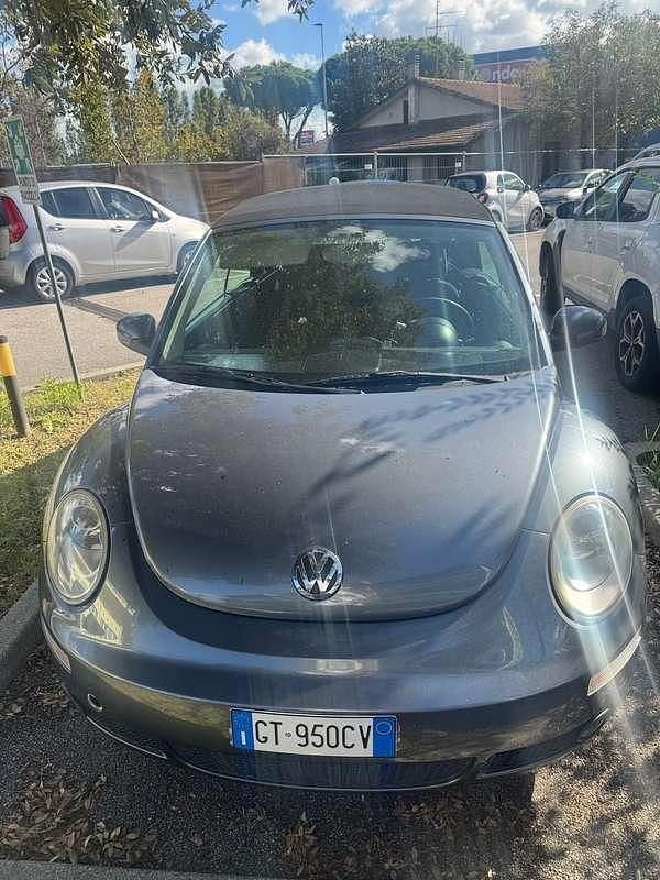 Usata VW New Beetle Cabriolet 105 CV (77 kW) 2008 Nero Cabrio