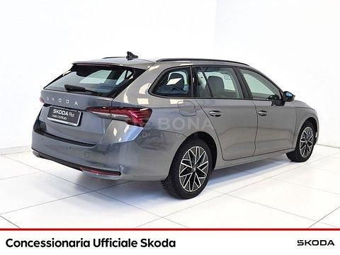 Usata Skoda Octavia Executive 150 CV (110 kW) 2025 Grigio Station wagon