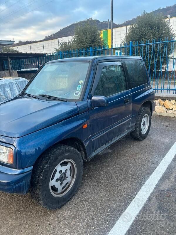 Blu Usata 1994 Suzuki Vitara SUV | 5500 € - Immagine 1/3