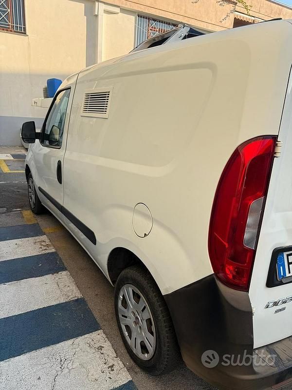 Usata Fiat Doblò 95 CV (69 kW) 2017 Bianco Monovolume