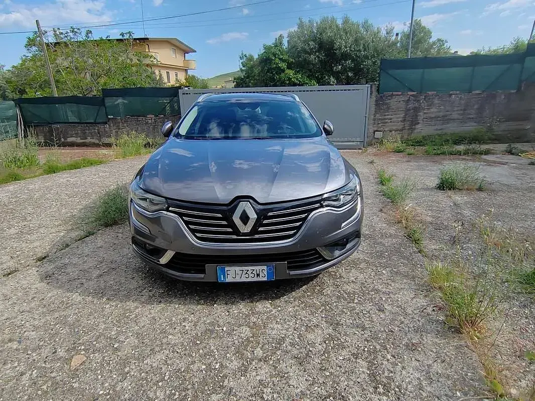 Usata Renault Talisman Intens 160 CV (117 kW) 2017 Station wagon