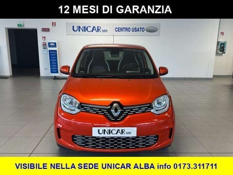 Usata Renault Twingo Vibes 60 kW (82 CV) 2021 Arancione Utilitaria