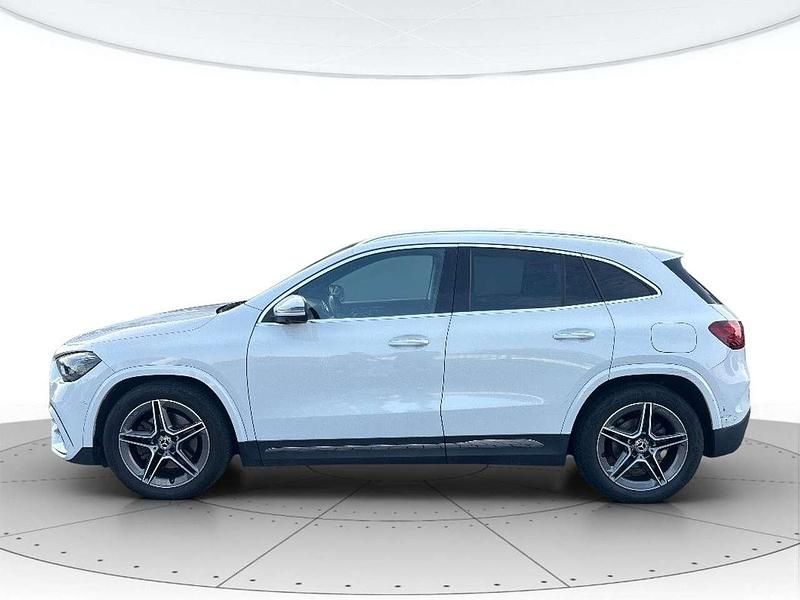 Usata Mercedes GLA200 AMG Line Premium Plus 150 CV (110 kW) 2023 Bianco SUV