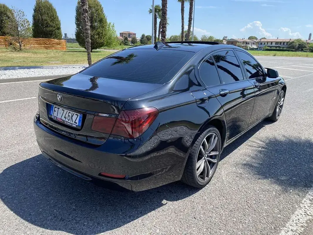 Usata BMW 730L 245 CV (180 kW) 2010 Berlina