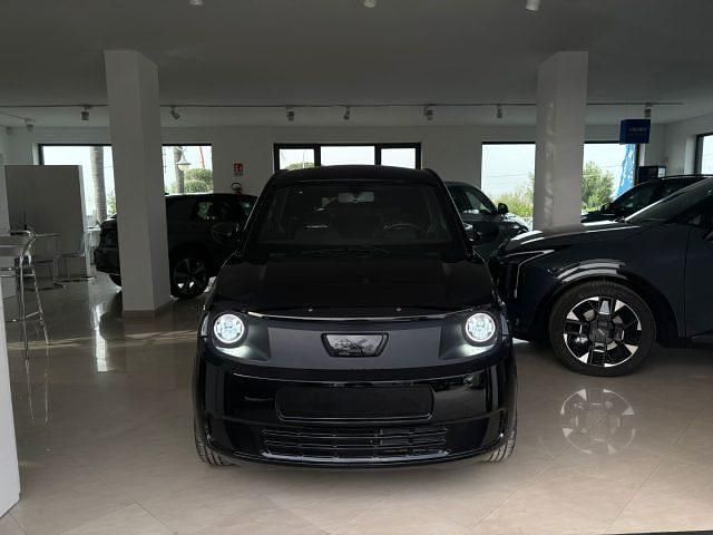 Nuova Ligier Myli 2026 Antracite pastello Utilitaria