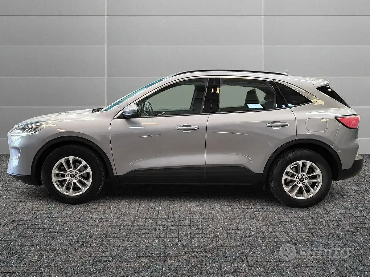 Usata Ford Kuga Business Edition 120 CV (88 kW) 2022 Grigio SUV