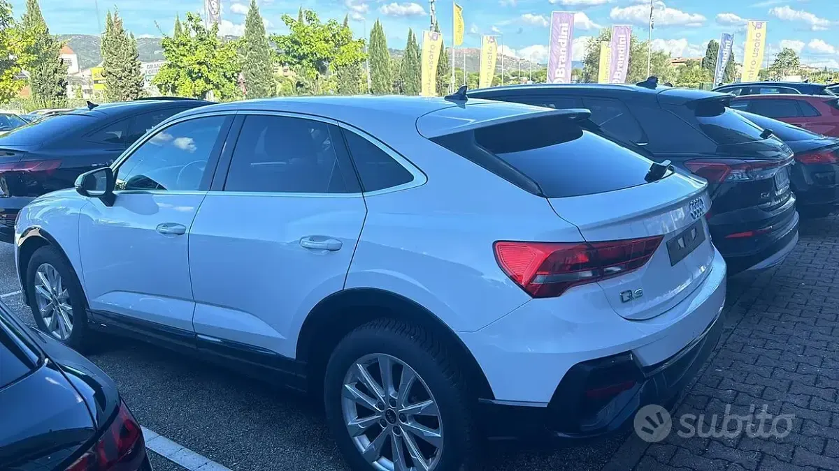 Usata Audi Q3 Sportback Comfort 150 CV (110 kW) 2024 Bianco SUV
