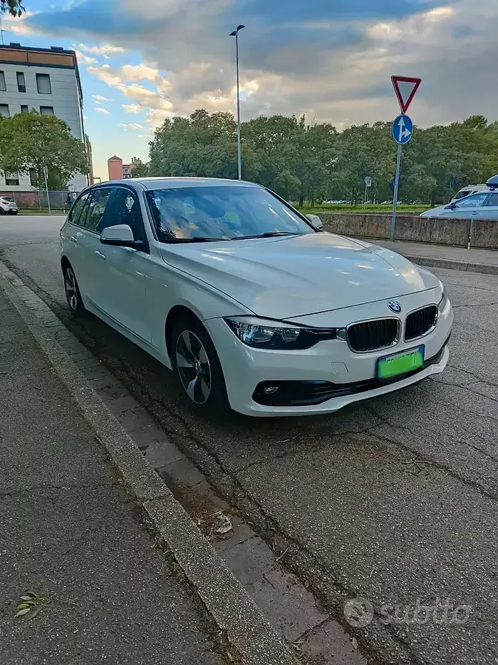 Usata BMW 320 Efficient Dynamics 163 CV (119 kW) 2015 Bianco Station wagon
