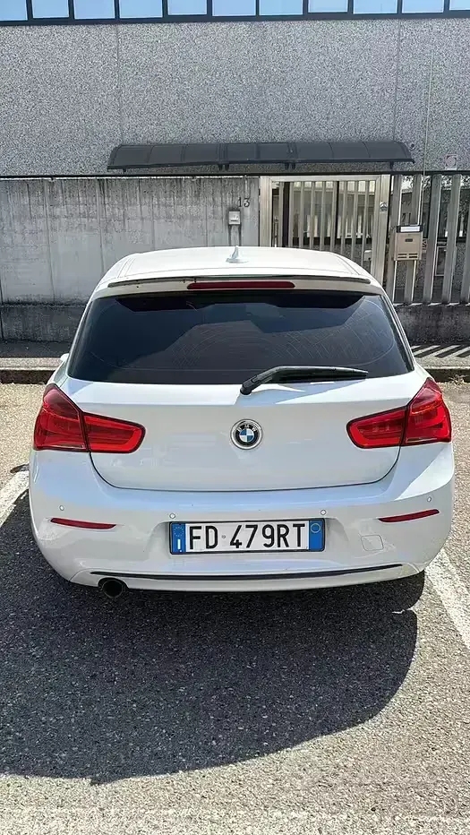 Usata BMW 118 Sport Line 150 CV (110 kW) 2016 Bianco Utilitaria