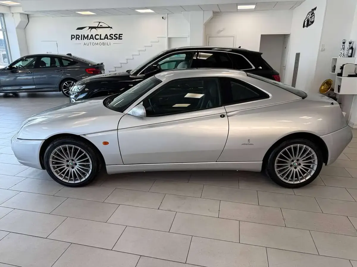 Usata Alfa Romeo GTV 165 CV (121 kW) 2005 Other Coupé