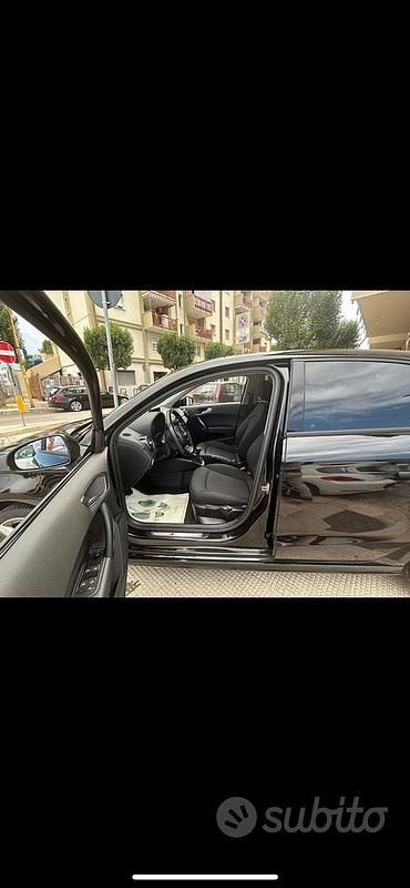 Usata Audi A1 90 CV (66 kW) 2014 Nero Utilitaria
