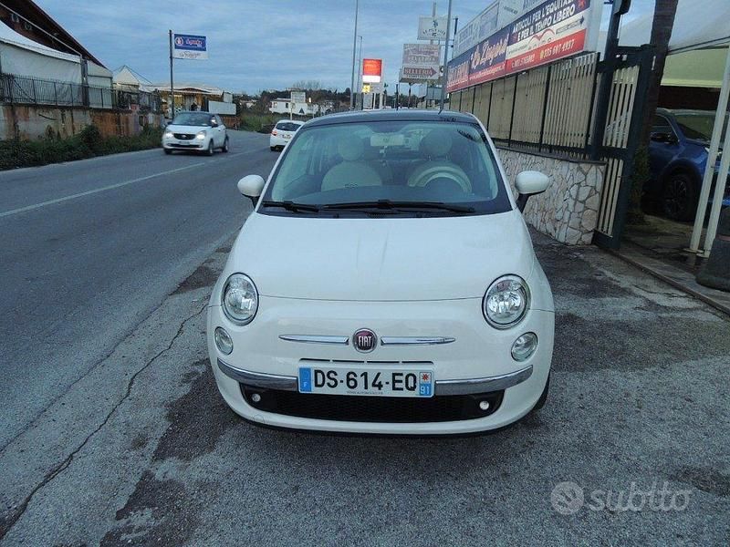 Bianco Usata 2015 Fiat 500 Lounge Due volumi | 10.000 € (Buon prezzo) - Immagine 1/4