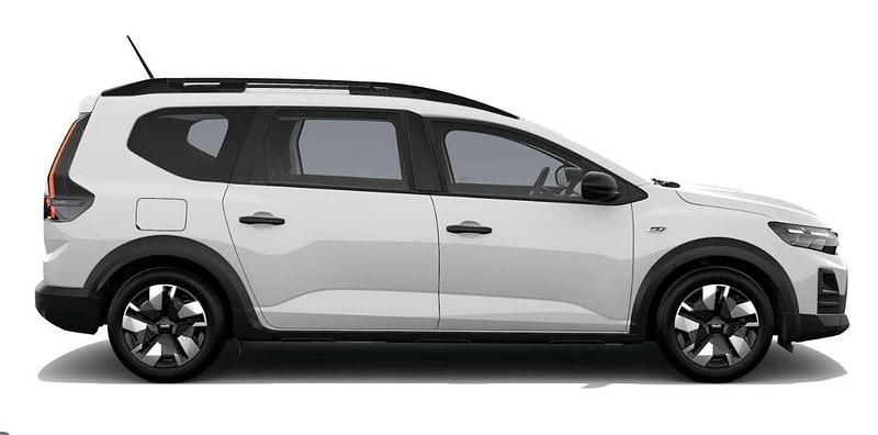 Usata Dacia Jogger Essentiel 101 CV (74 kW) 2024 Bianco Monovolume