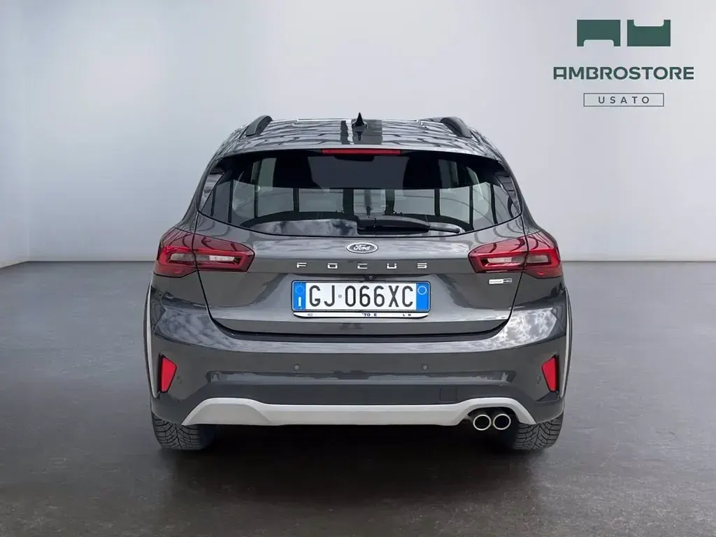 Usata Ford Focus Active 125 CV (91 kW) 2022 Magnetic grey SUV