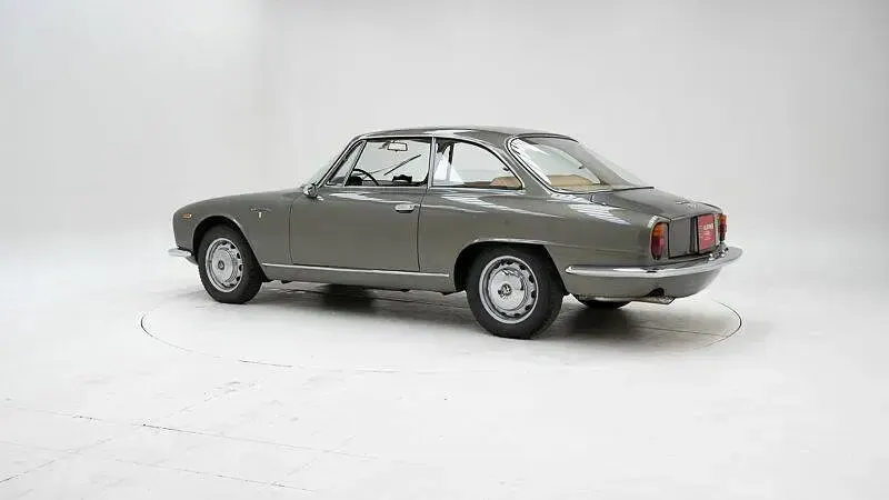 Usata Alfa Romeo 2000 Sprint 115 CV (84 kW) 1961 Altri Coupé