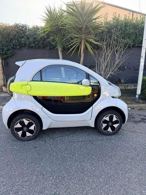 Usata XEV Yoyo 14 kW (20 CV) 2023 Grigio Utilitaria