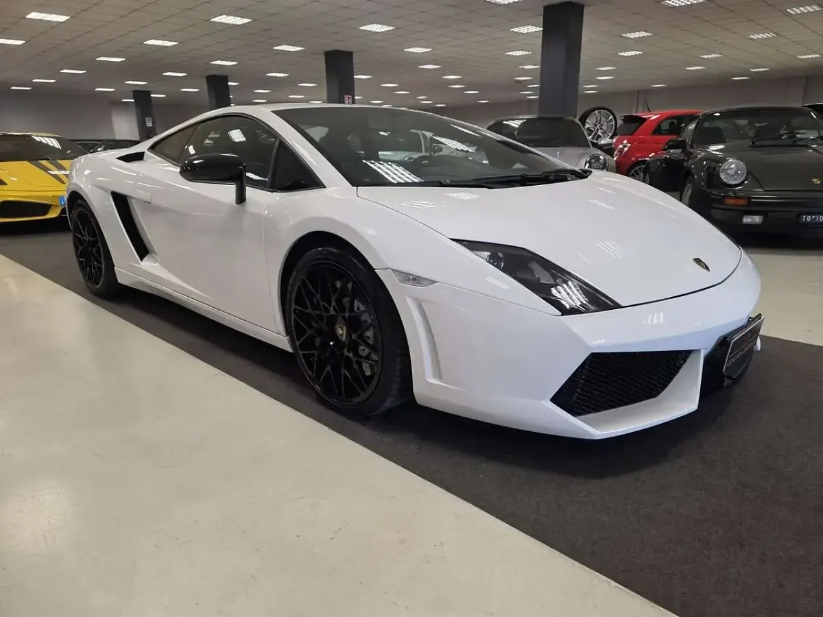Usata Lamborghini Gallardo 560 CV (411 kW) 2008 Bianco Coupé
