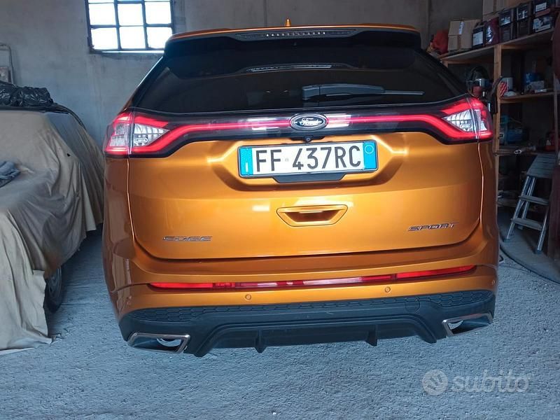 Usata Ford Edge Sport 210 CV (154 kW) 2016 Arancione SUV