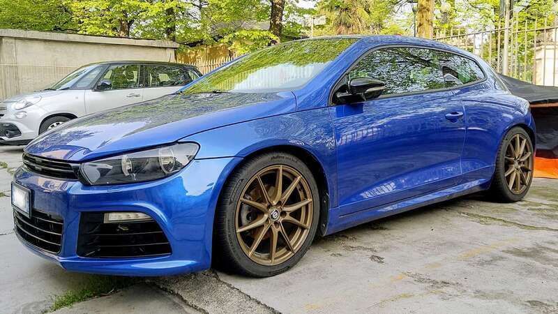 Blu/azzurro Usata 2009 VW Scirocco R-line Coupé | 8700 € (Buon prezzo) - Immagine 1/4