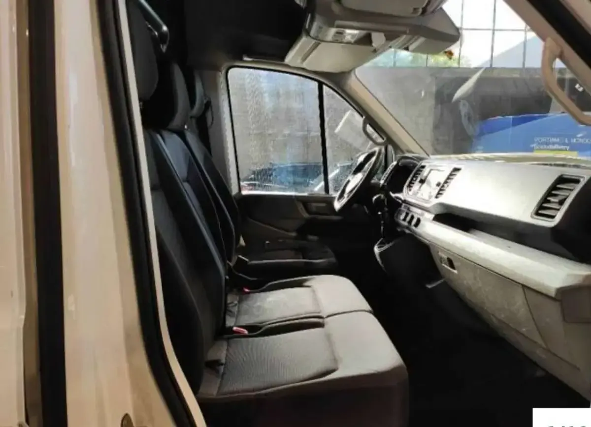 Usata VW Crafter 140 CV (102 kW) 2021 Azzurro Furgone