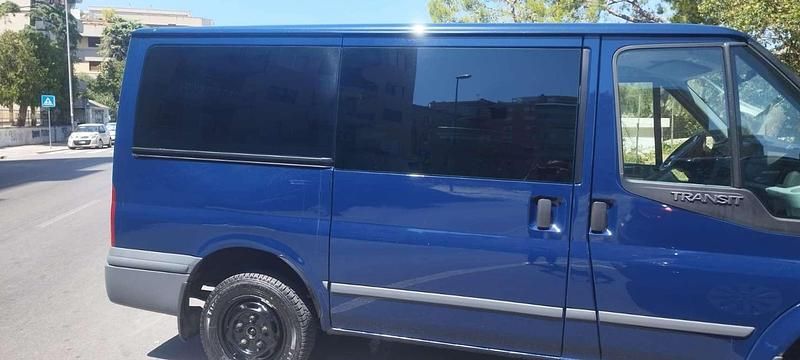 Usata Ford Transit Tourneo 110 CV (80 kW) 2008 Blu/azzurro Monovolume
