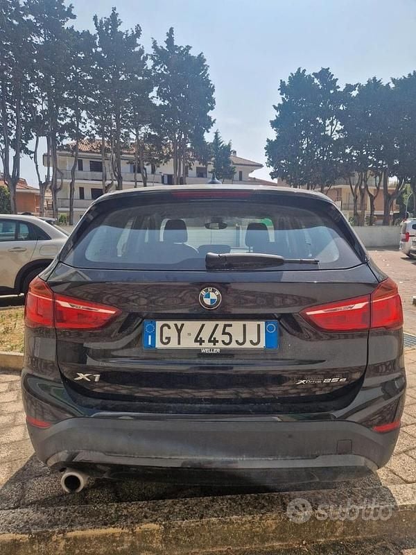 Usata BMW X1 125 CV (91 kW) 2021 Nero SUV