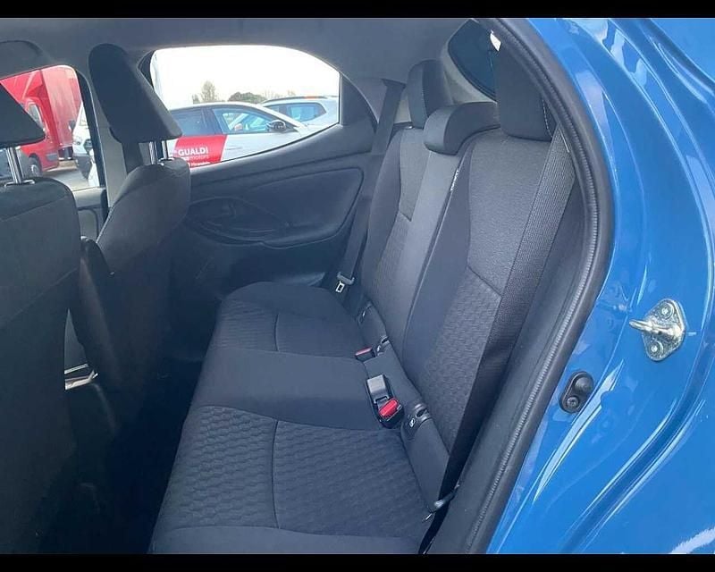 Usata Toyota Yaris Hybrid Business Edition 2021 Blu Utilitaria