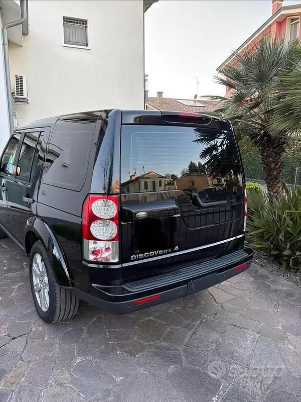 Usata Land Rover Discovery 4 245 CV (180 kW) 2013 Nero SUV