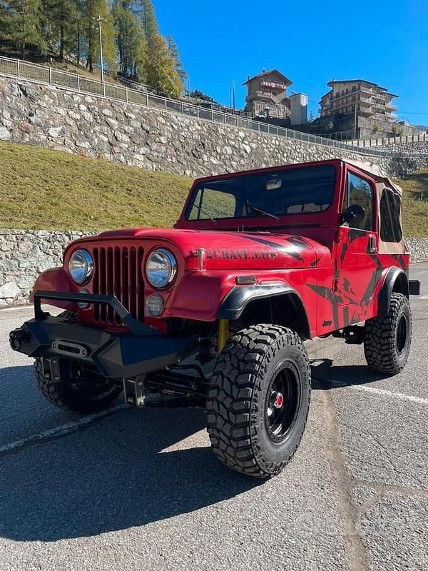Używany Jeep CJ 1986 Czerwony