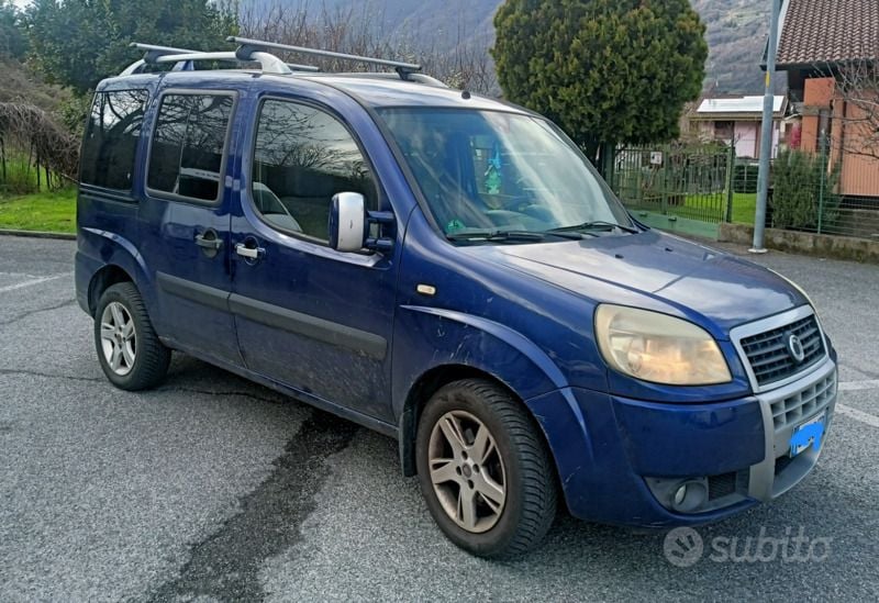 Blu/azzurro Usata 2007 Fiat Doblò Monovolume | 2300 € (Ottimo prezzo) - Immagine 1/4