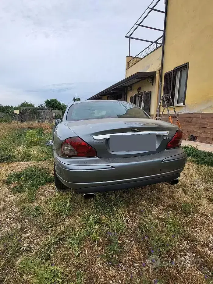 Usata Jaguar X-type 131 CV (96 kW) 2004 Berlina