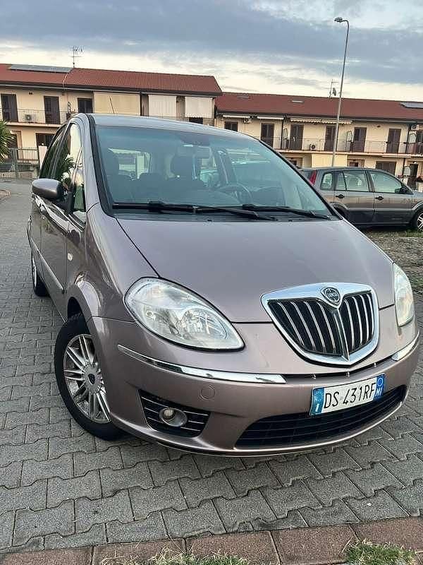 Usata Lancia Musa 95 CV (69 kW) 2008 Monovolume
