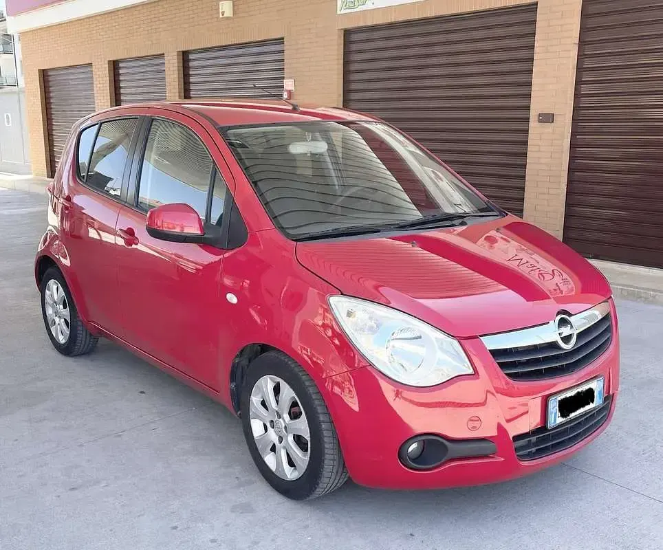 Usata Opel Agila Enjoy 86 CV (63 kW) 2008 Rosso Utilitaria