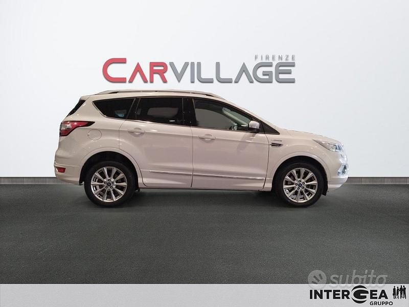 Usata Ford Kuga Vignale 180 CV (132 kW) 2019 Bianco SUV