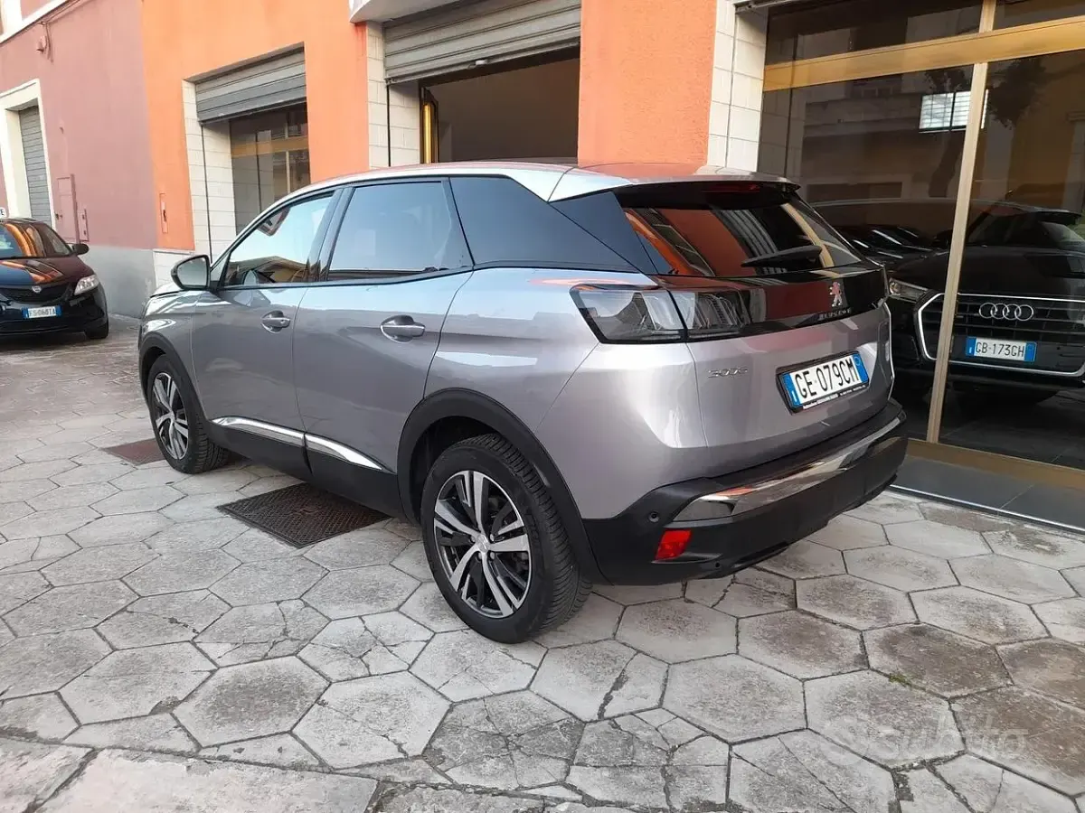 Usata Peugeot 3008 Allure 131 CV (96 kW) 2021 Grigio SUV
