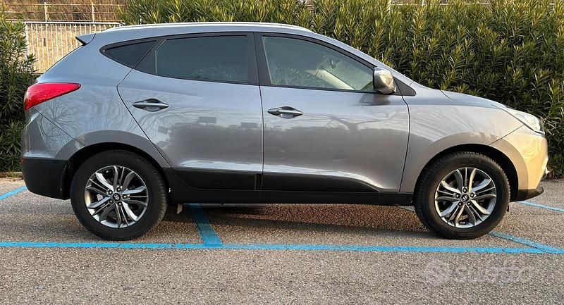 Usata Hyundai ix35 Xpossible 116 CV (85 kW) 2014 Grigio SUV