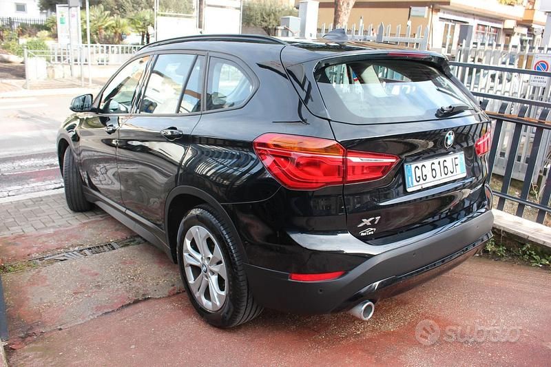 Usata BMW X1 Advantage 116 CV (85 kW) 2021 Nero SUV