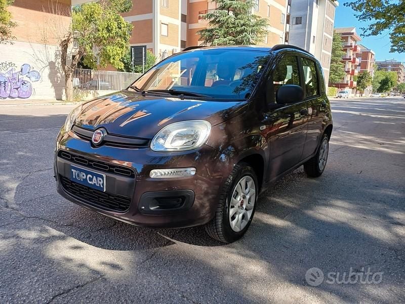 Marrone Usata 2014 Fiat Panda Lounge Tre volumi | 4600 € (Ottimo prezzo) - Immagine 1/4