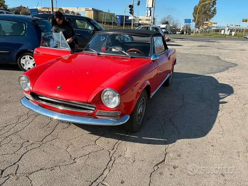 Usata Fiat 124 Spider 1960 Rosso Cabrio