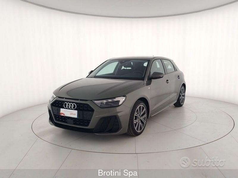 Usata Audi A1 S-Line 95 CV (69 kW) 2022 Verde Utilitaria