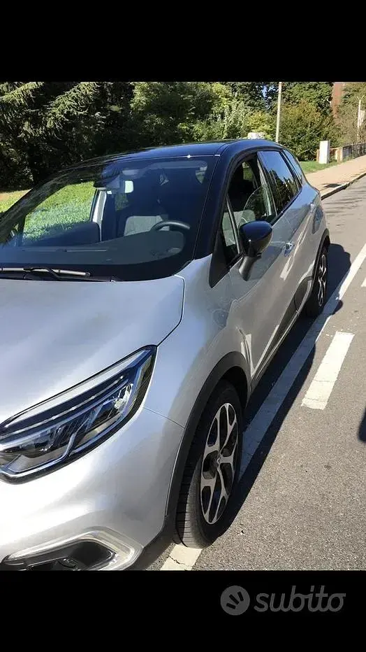 Usata Renault Captur 90 CV (66 kW) 2019 Grigio SUV