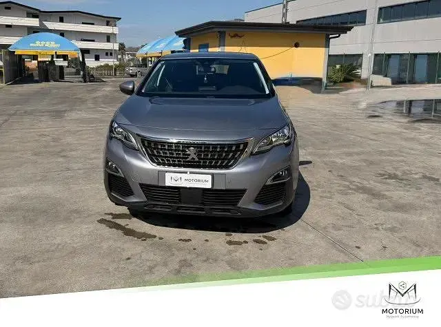 Usata Peugeot 3008 Allure 131 CV (96 kW) 2020 Grigio SUV