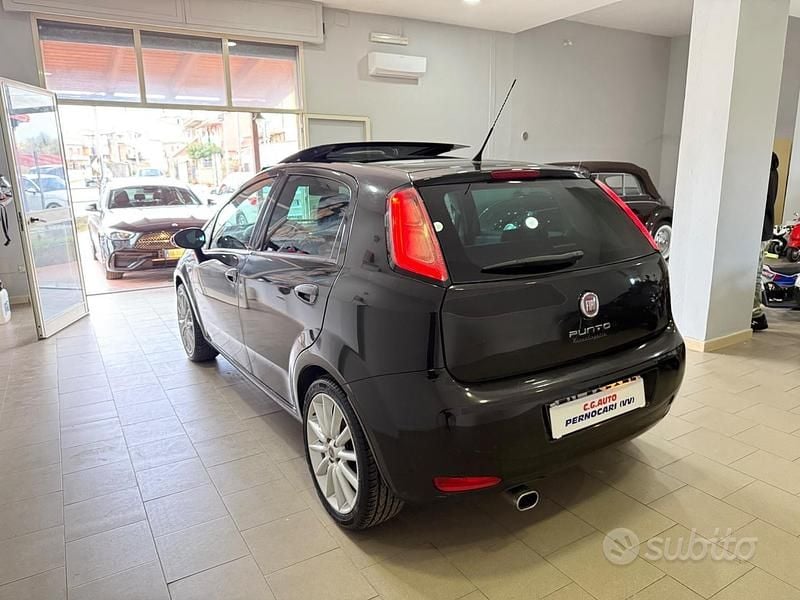 Usata Fiat Punto Sport 95 CV (69 kW) 2012 Nero Utilitaria