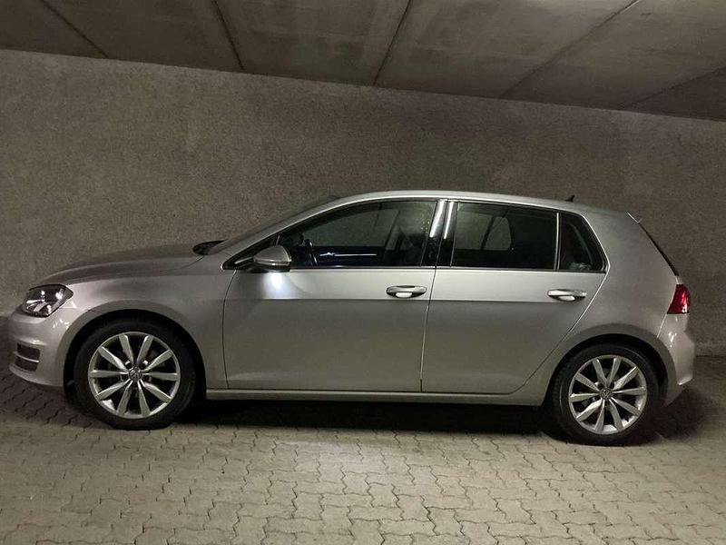 Usata VW Golf VII Highline 110 CV (80 kW) 2016 Grigio Berlina