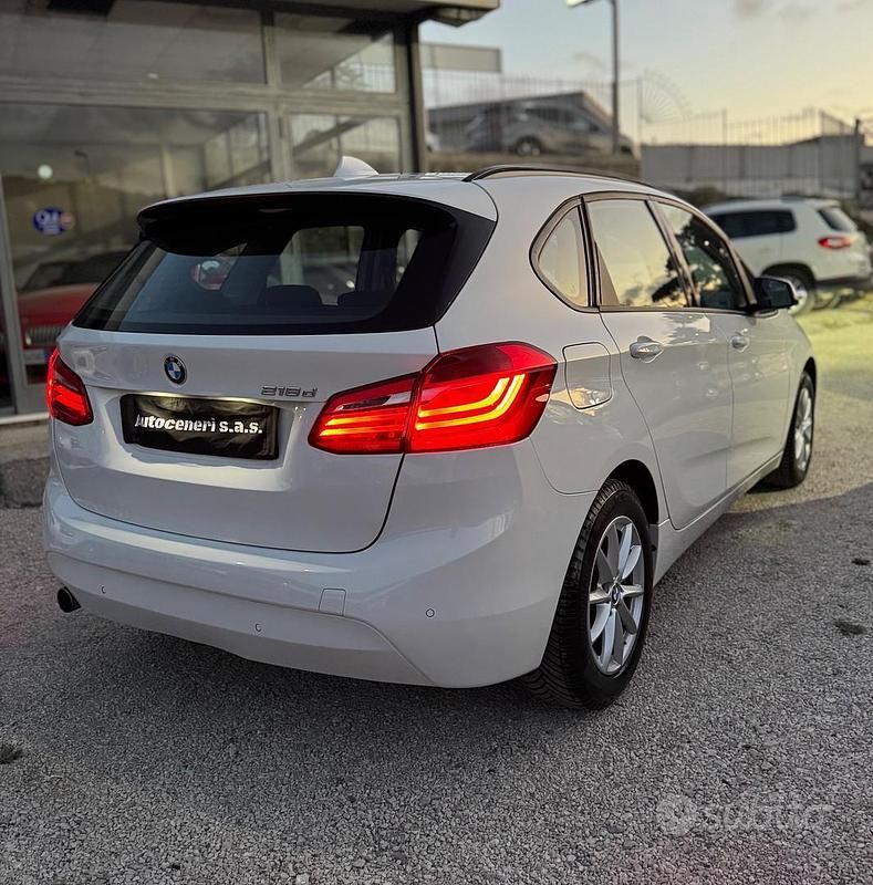 Usata BMW 218 Advantage 150 CV (110 kW) 2015 Bianco Station wagon