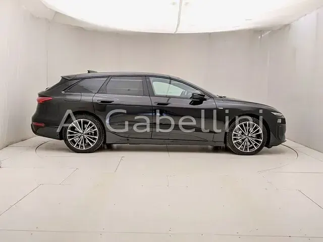 Usata Audi A6 e-tron S-Line 314 kW (428 CV) 2025 Nero Station wagon