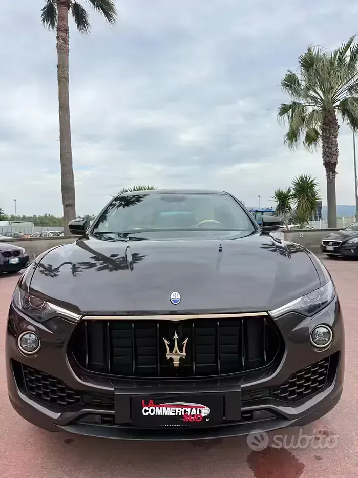 Usata Maserati Levante 250 CV (183 kW) 2017 Marrone SUV